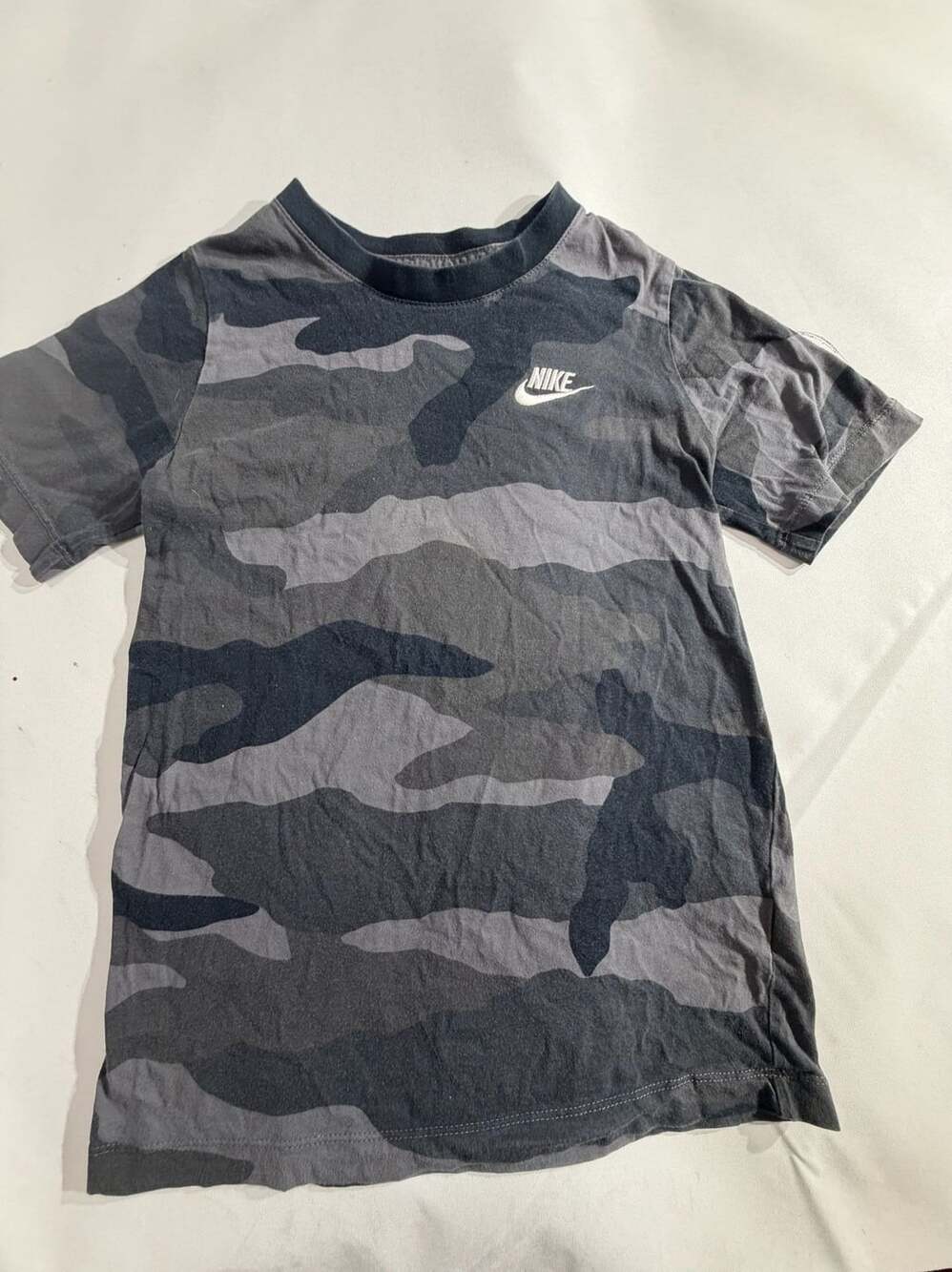 Nike Camouflage Short Sleeve T-Shirt Grey Camo Mens Size M